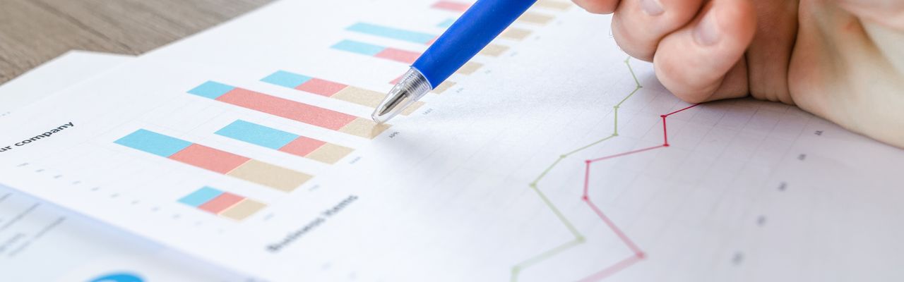Painel de indicadores e gestão de escalas